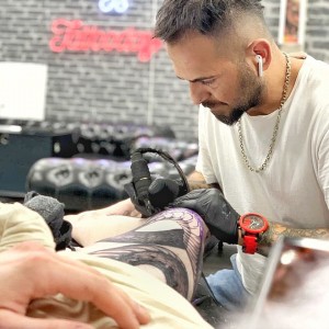 photo6012454963562788884